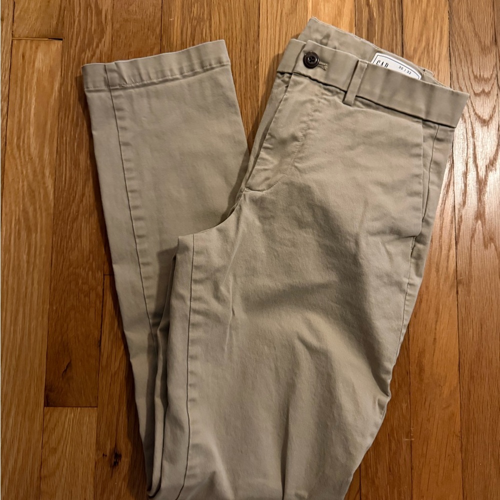 GAP Men's Khaki Chinos
